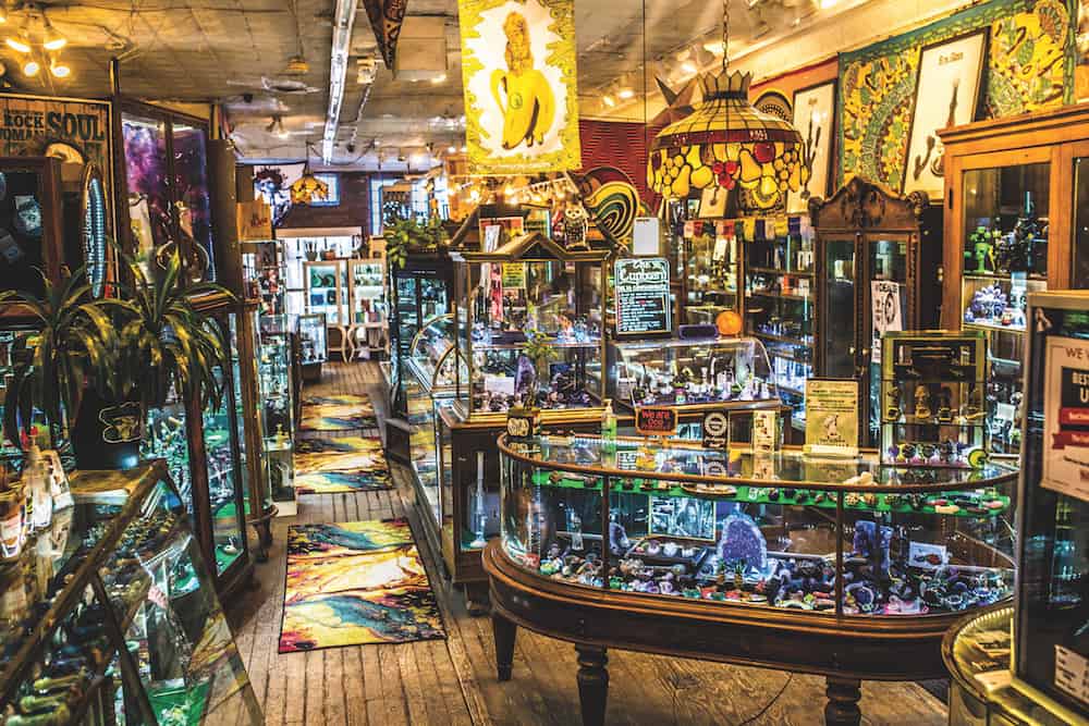10 Legendary Headshops You Need to Check Out