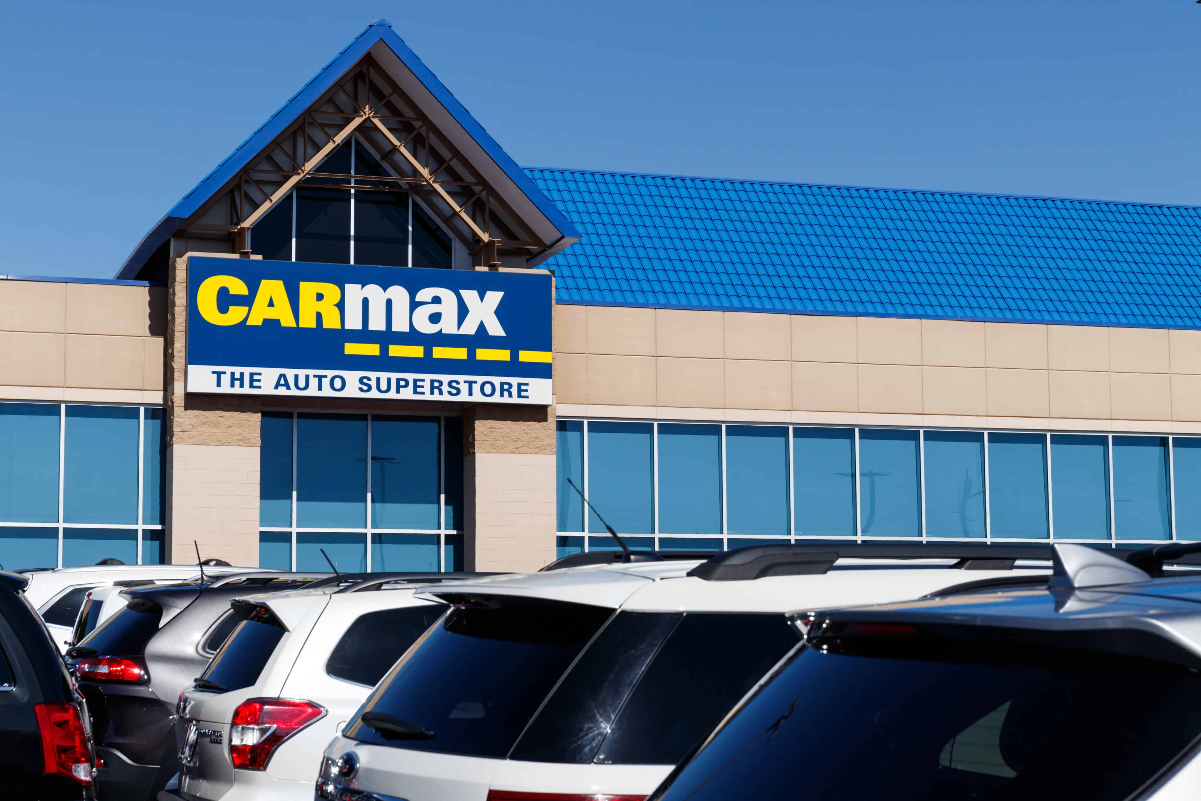 CarMax Employee Caught Allegedly Shipping Three Pounds of Pot to Work